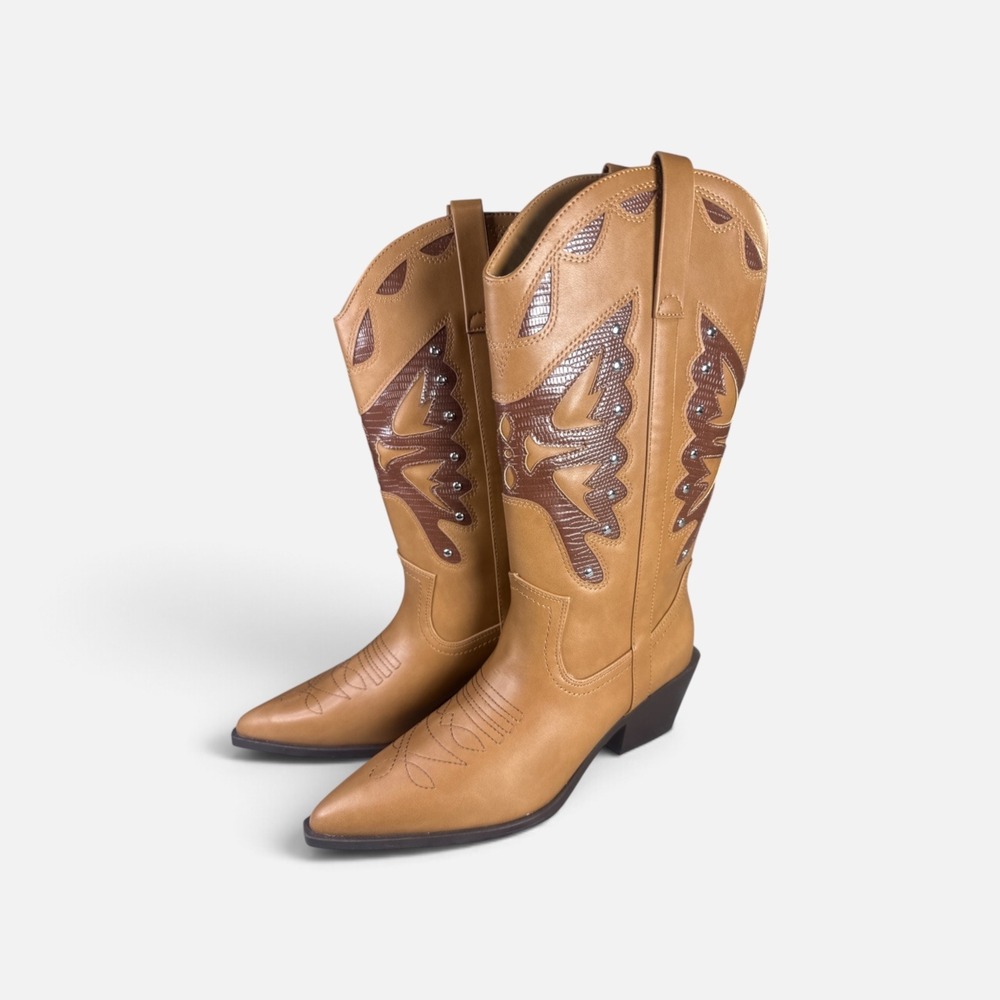 Madden Girl Saloonn Western Cowboy Boots Tan Brown Butterfly Studded 7.5
